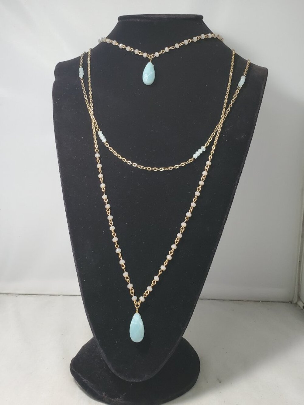 Banana Republic 3 Tiered Teardrop Necklace